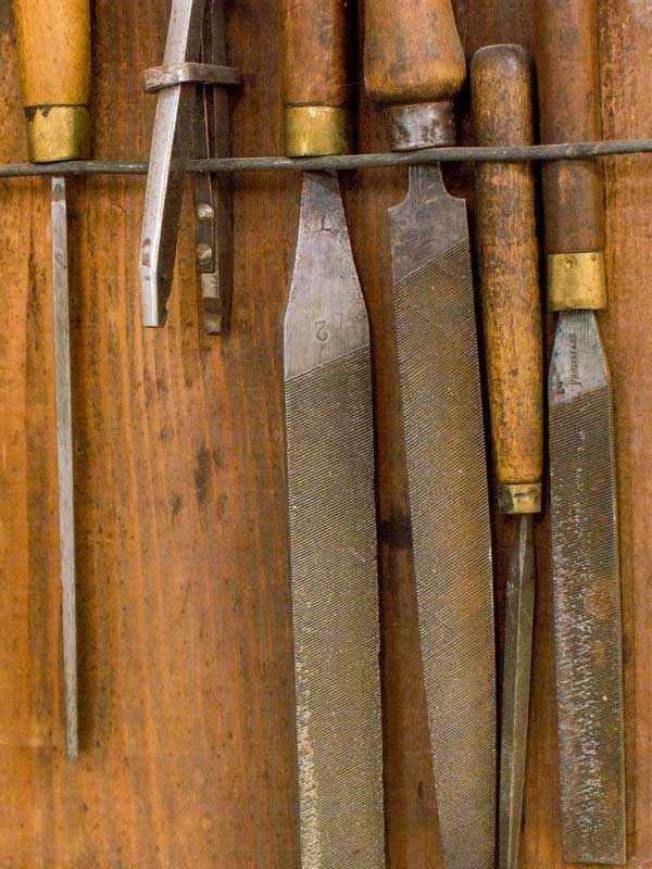 Werkzeug zur Uhrenherstellung und Bearbeitung von Uhren